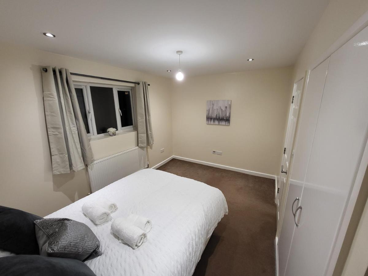 Great Apartment Next To Tooting Bec Tube Station! Londres Exterior foto