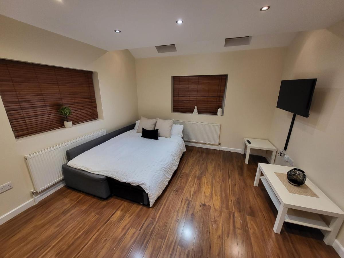 Great Apartment Next To Tooting Bec Tube Station! Londres Exterior foto