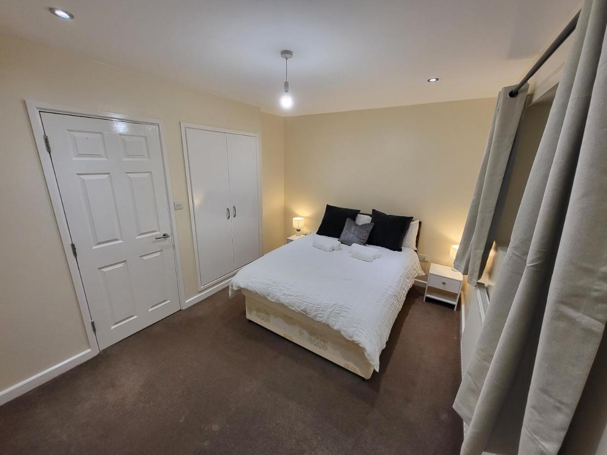 Great Apartment Next To Tooting Bec Tube Station! Londres Exterior foto