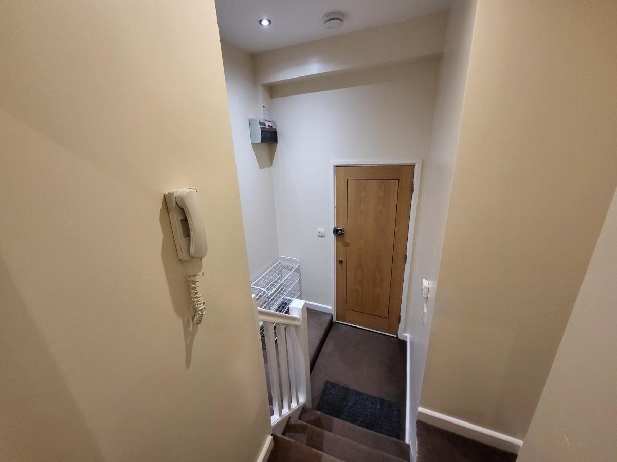 Great Apartment Next To Tooting Bec Tube Station! Londres Exterior foto