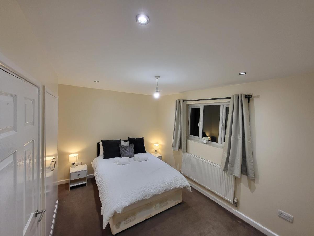 Great Apartment Next To Tooting Bec Tube Station! Londres Exterior foto