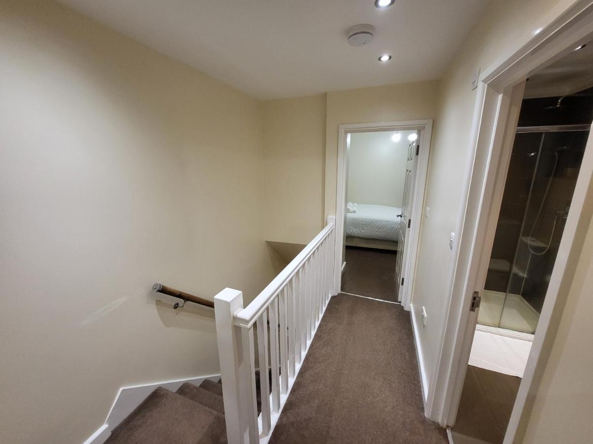 Great Apartment Next To Tooting Bec Tube Station! Londres Exterior foto